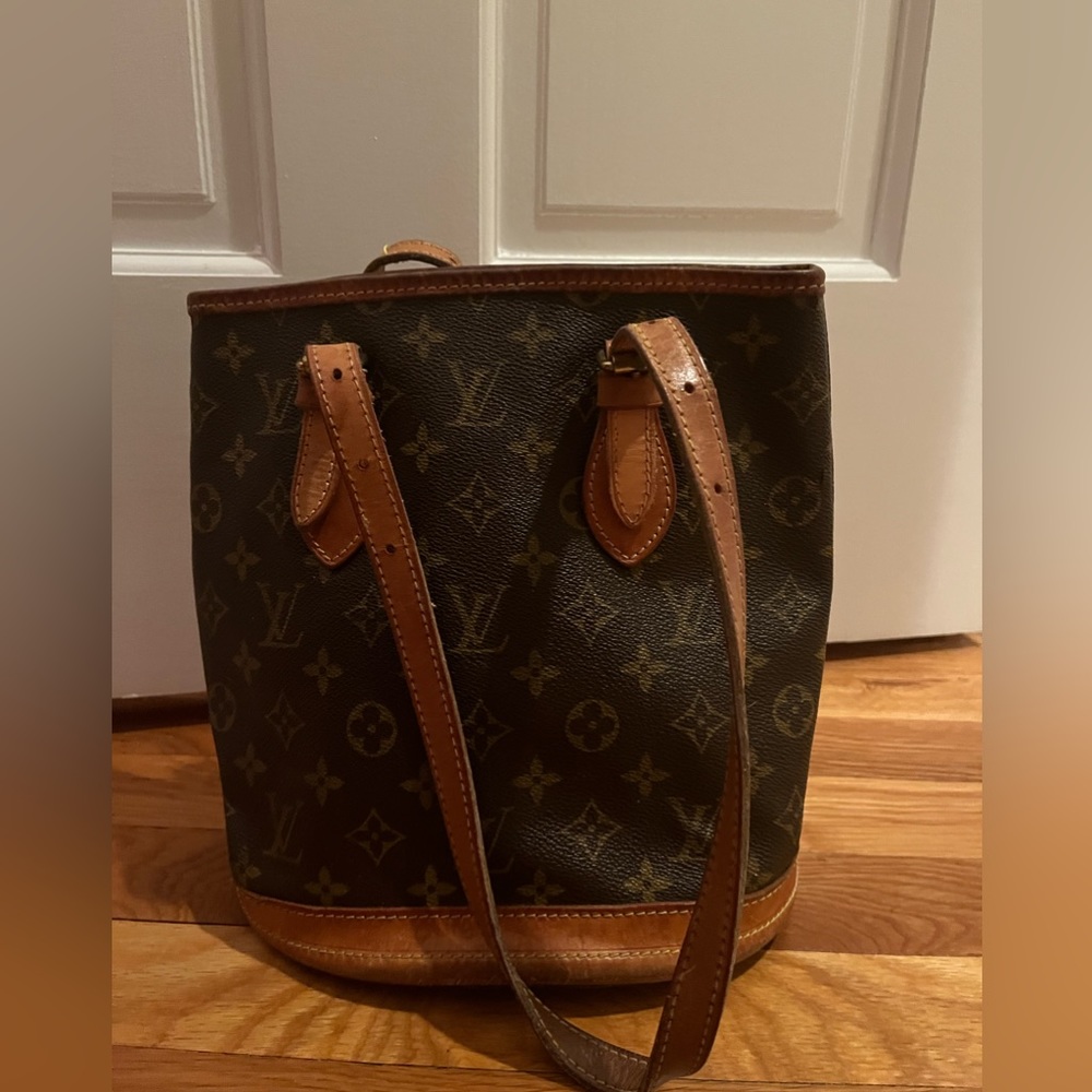 Authentic Vintage Louis Vuitton Petit Bucket Bag